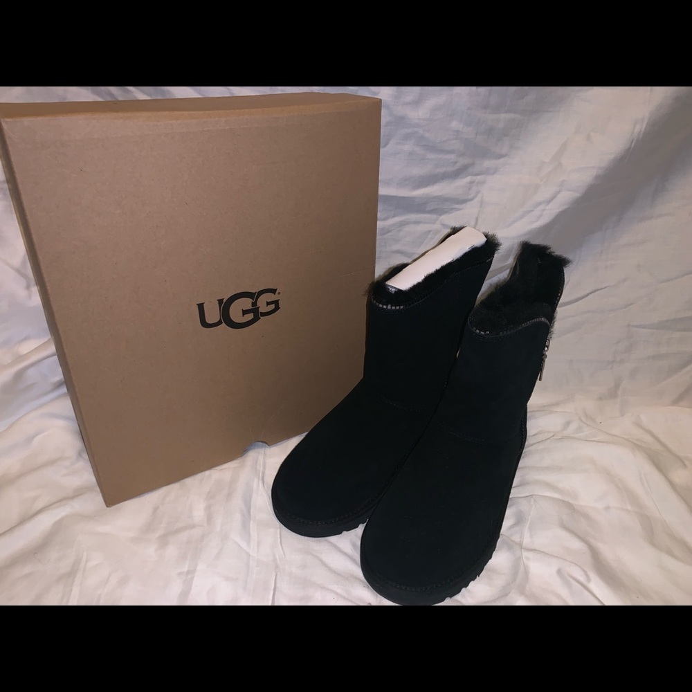 New Black Uggs